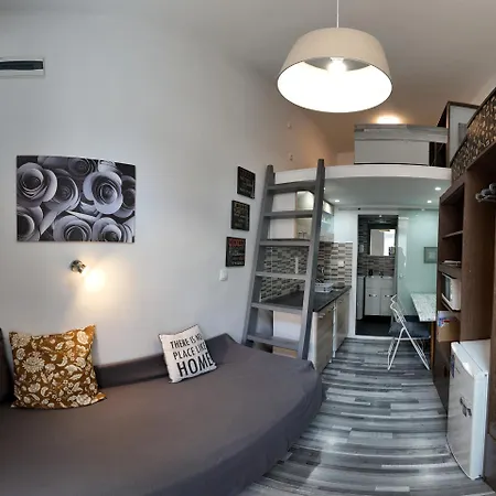 Cosmopolis Rákóczi Nr 2 Budapeste